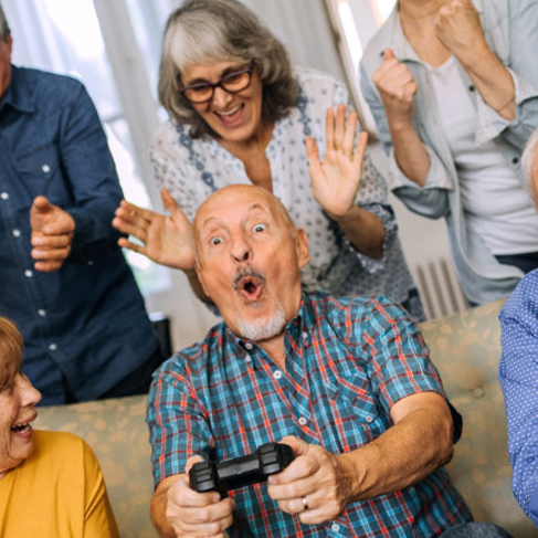 apres-midi-jeux-de-societe-seniors-modifie